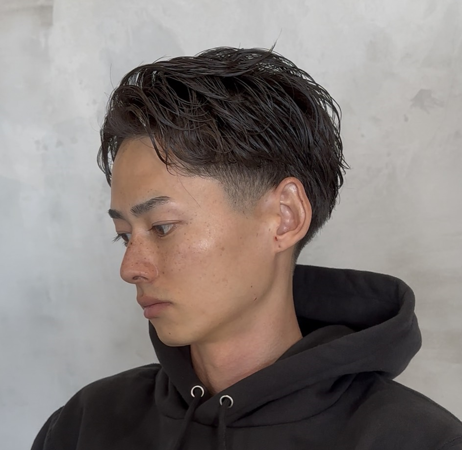 テーパーフェード/ニュアンスパーマ/センターパート/姫路