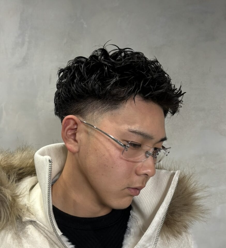 ピンパーマ/スパイキーショート/テーパーフェード/姫路